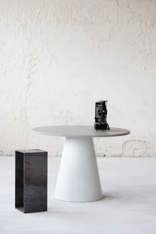Concrete dining table | Many colors available | - betono 3